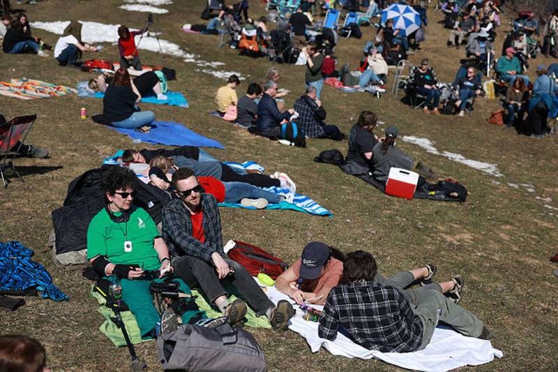 People watching the 2024 solar eclipse