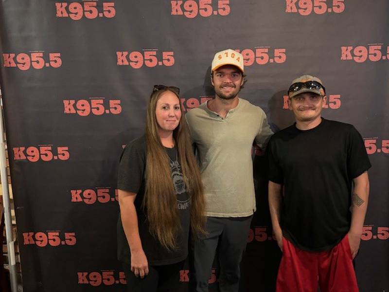 Check out the photos from our K95.5 Eat & Greet event with Conner Smith which took place on Saturday, September 1st, 2024 at The Spudder.