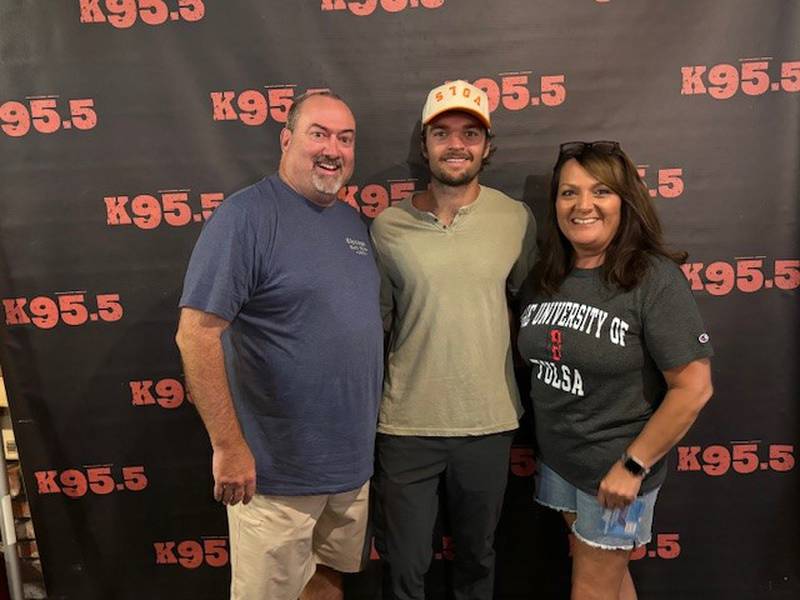 Check out the photos from our K95.5 Eat & Greet event with Conner Smith which took place on Saturday, September 1st, 2024 at The Spudder.