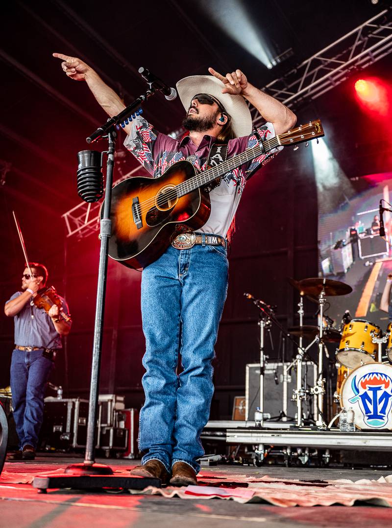 Check out these photos of Cody Johnson, Riley Green, Trace Adkins, and many more from Thursday at Country Concert '24 in Fort Loramie, Ohio