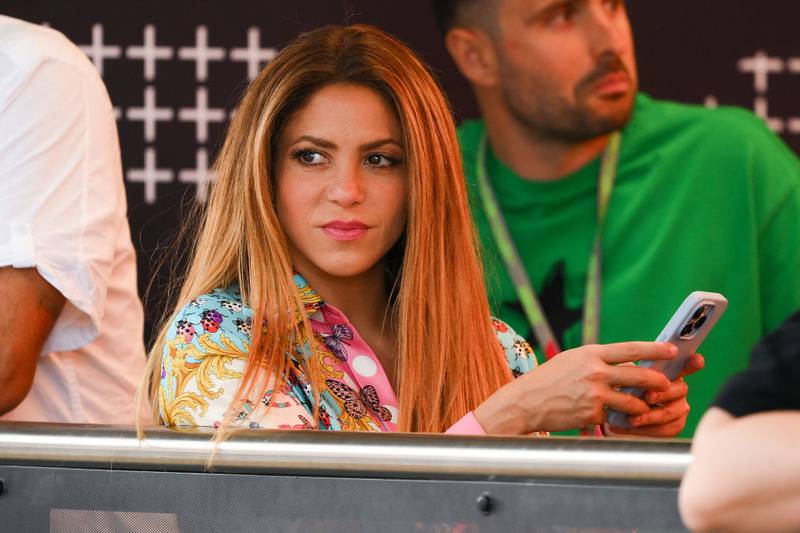 BARCELONA, SPAIN - JUNE 04: Shakira texts on his mobile phone as she watches the action during the F1 Grand Prix of Spain at Circuit de Barcelona-Catalunya on June 04, 2023 in Barcelona, Spain. (Photo by David Ramos/Getty Images)